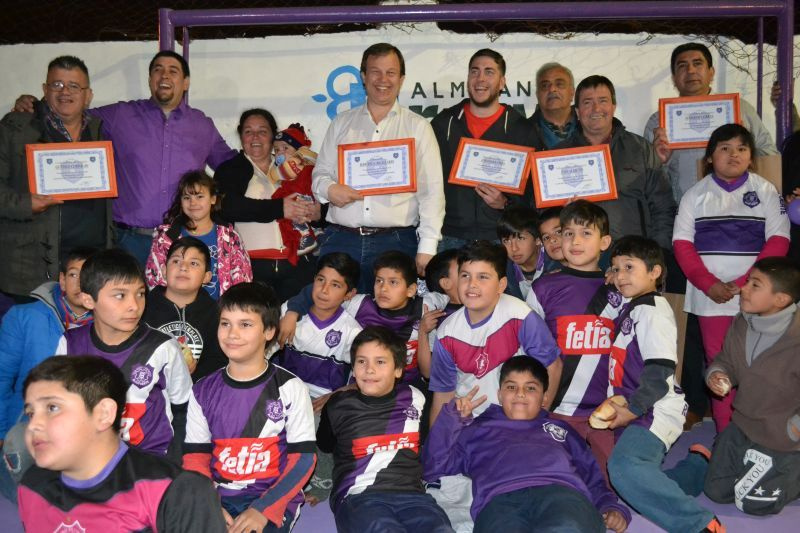 Continúa el programa de mejoras en los clubes de barrio